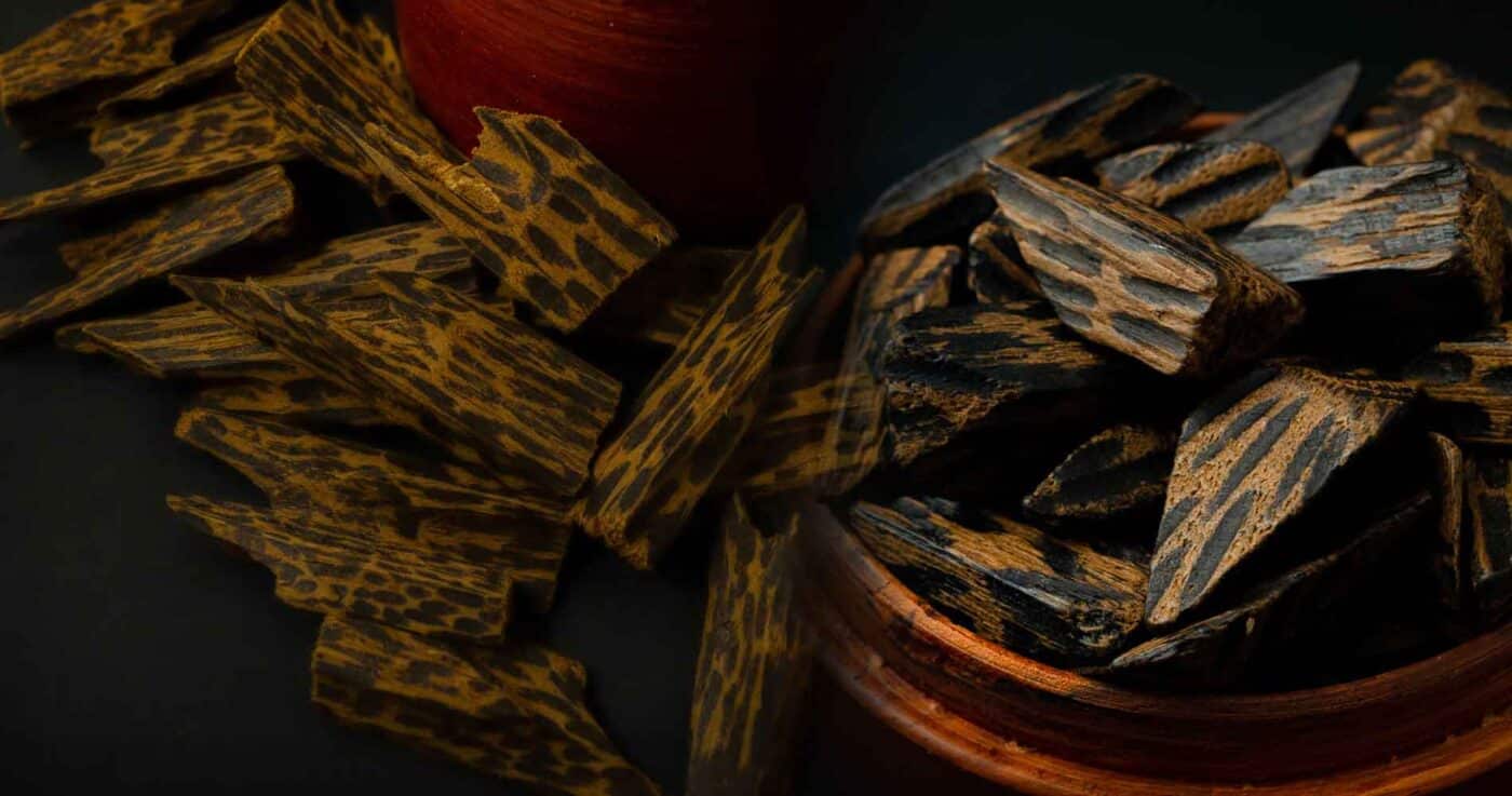 banner trầm hương
