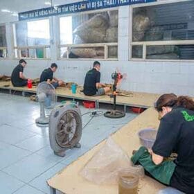 Công xưởng sản xuất