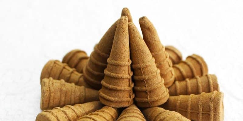 براعم بخور العود الطبيعي من بيت العود براعم بخور العود الطبيعي من بيت العود