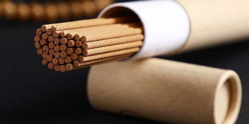 تعرف على أعواد بخور العود عديمة اللب