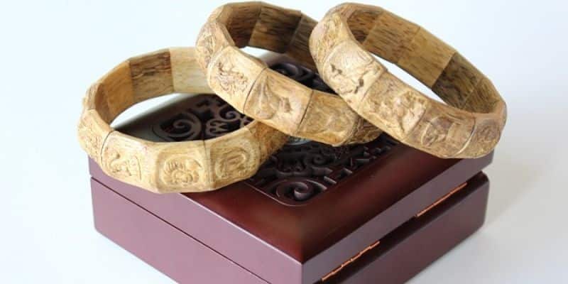 سوار خشب العود الصيني من نوع توك الطبيعي العود الصيني من نوع توك الطبيعي