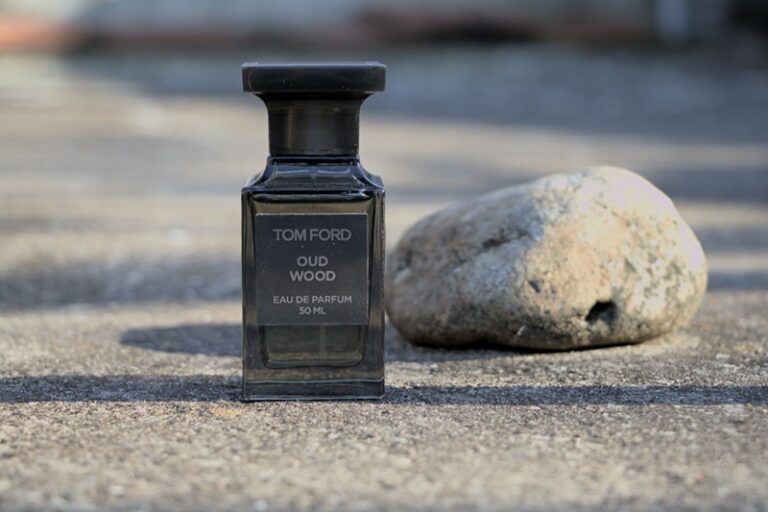 عطر العود توم فورد ام 7 عود – عطر العود توم فورد ام 7 عود