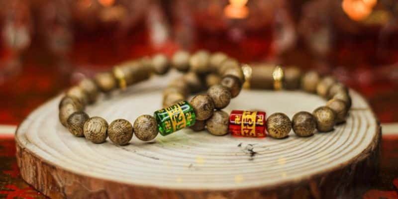 قوة سوار العود في فنغ شوي