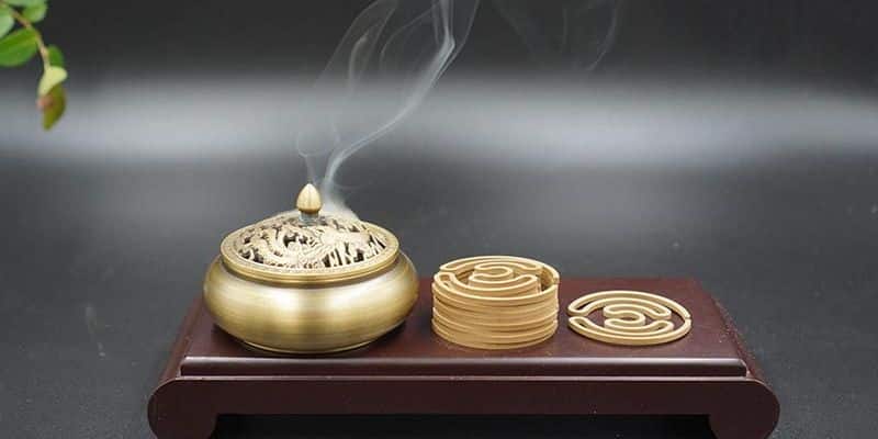 مبخرات البخور المخروطية – مبخرات البخور المصنوعة من خشب العود الأكثر شيوعًا