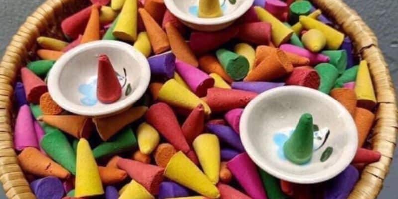 يتميز هذا النوع من العود برائحة مميزة للغاية